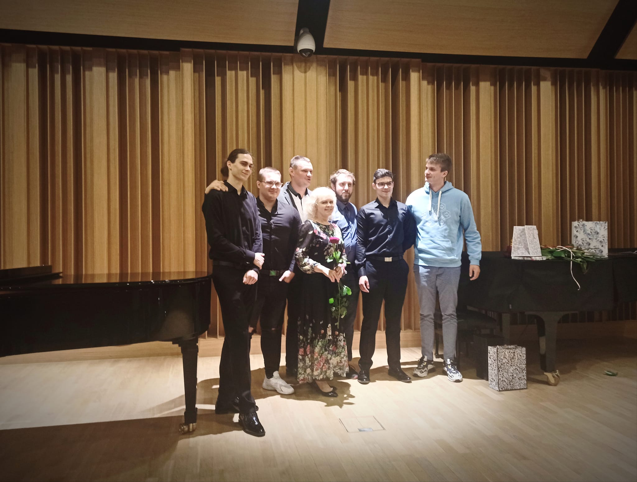 The trumpet crew one last time&mldr;